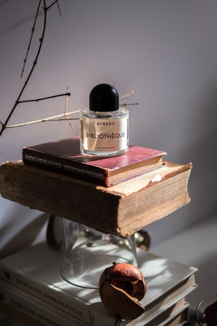 BYREDO- BIBLIOTHÈQUE