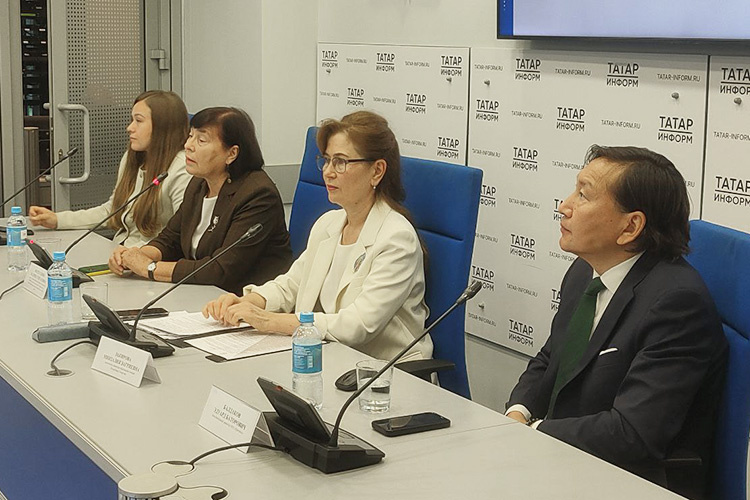    В настоящее время, как отметила Закирова, общественности представили обновленный улучшенный вариант, а самое главное, платформу, соответствующую российскому законодательству.   
Фото: Альфред Мухаметрахимов