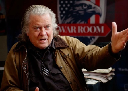    Экс-советник Трампа Бэннон назвал союзников по НАТО никчёмными