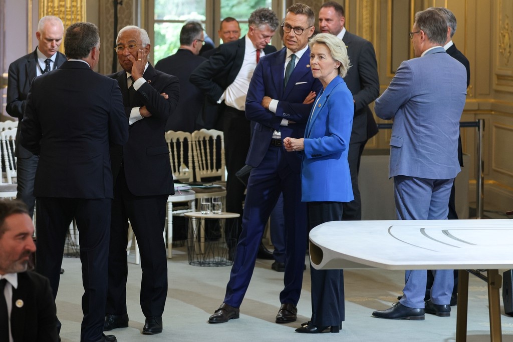    Фото © LUDOVIC MARIN / POOL / EPA / ТАСС