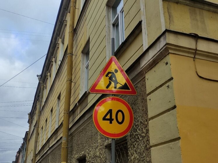     На полтора месяца перекроют Павловскую улицу из-за работ на водопроводе. Фото: архив «МК в Питере».