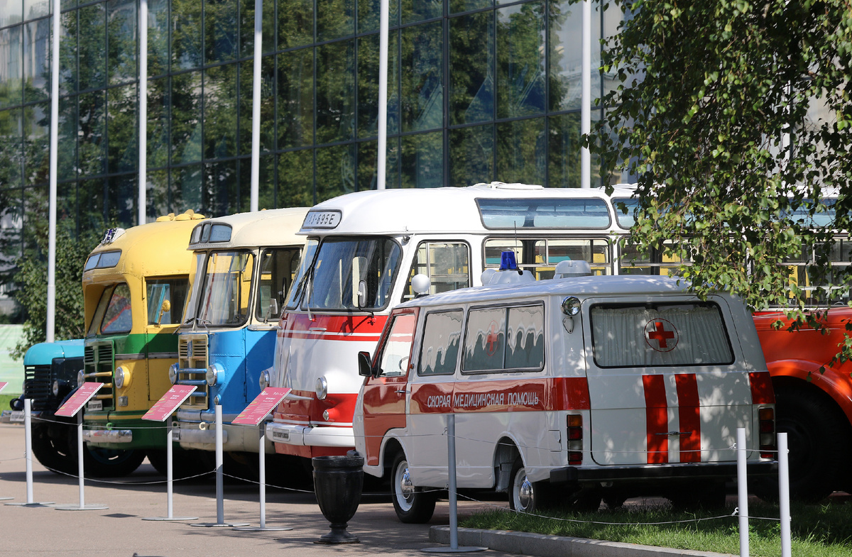 автобусы + скорая помощь РАФ