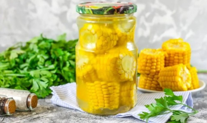 Кукуруза в остром рассоле