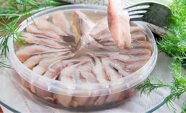 Перебор с дрожжами обнаружен в селедке тверского производителя