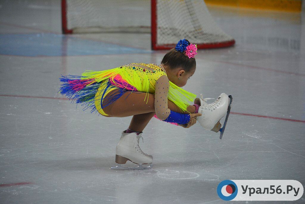    Как в Орске летом тренировали юных фигуристов? Мнение родителей и администрации города разделились