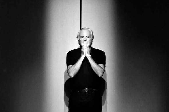     Соцсети Giorgio Armani