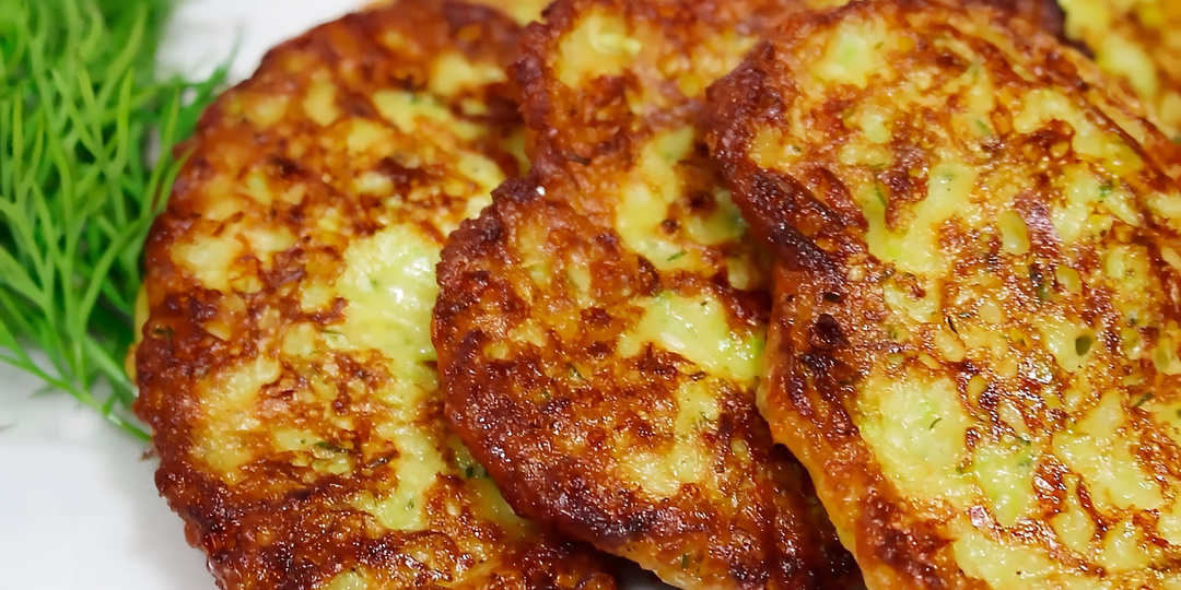 Ароматные кабачковые оладьи + секретный ингредиент