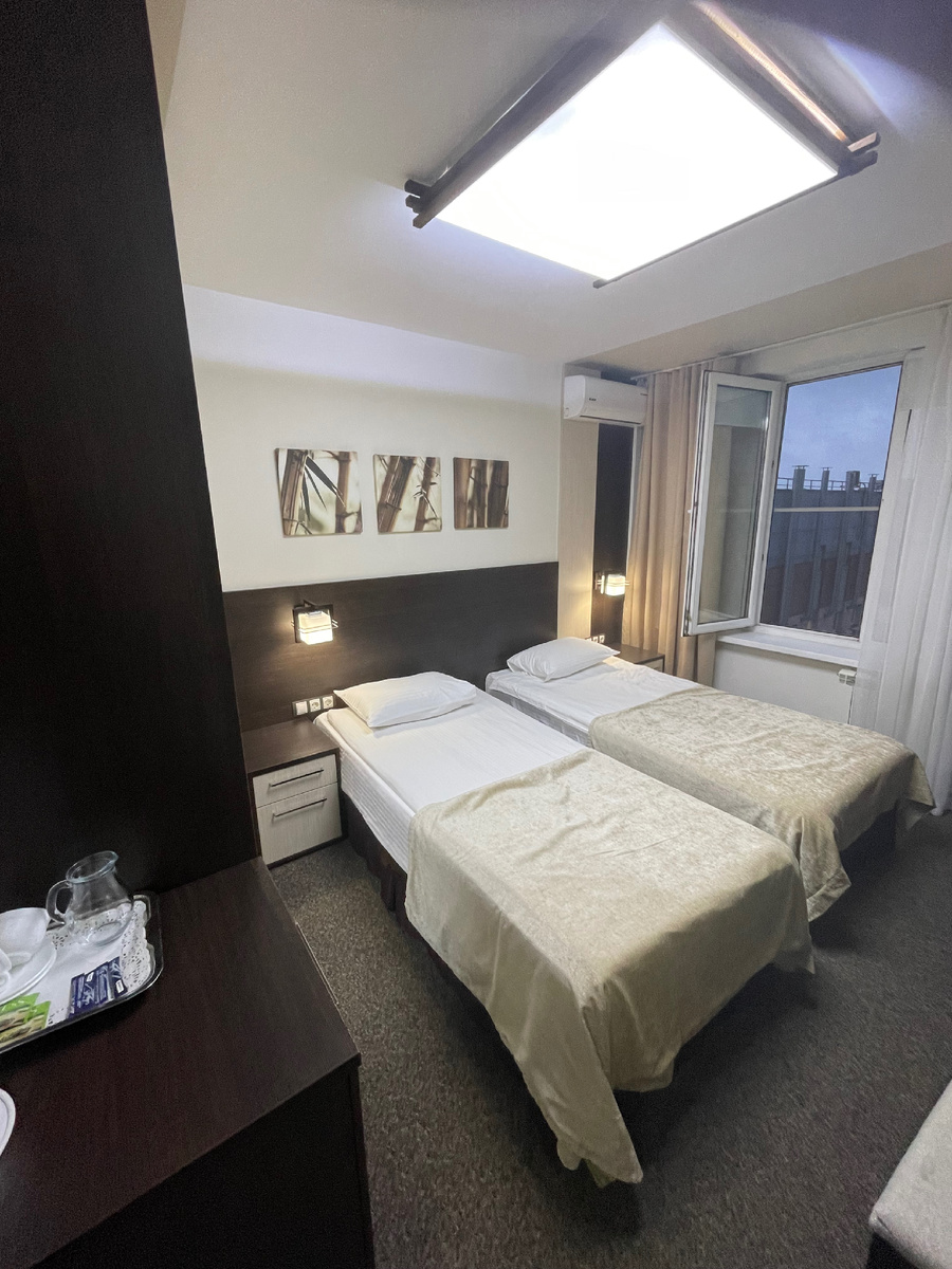 Визуально всё более менее: камера не передает запах🤢