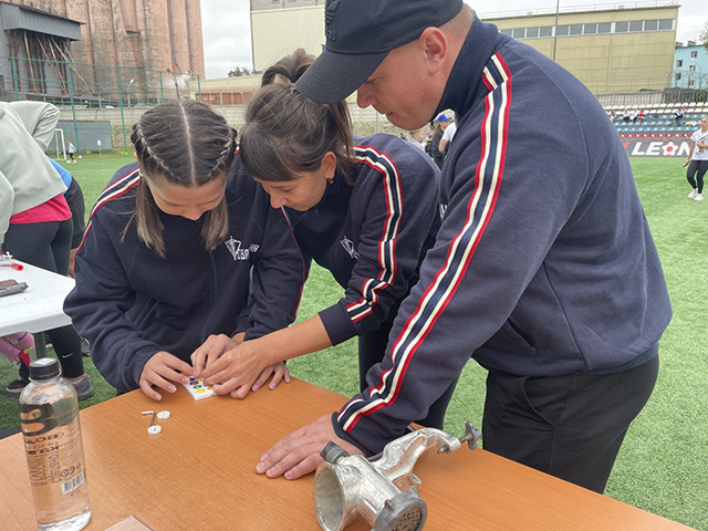 В Твери росгвардейцы приняли участие в соревнованиях по семейному многоборью