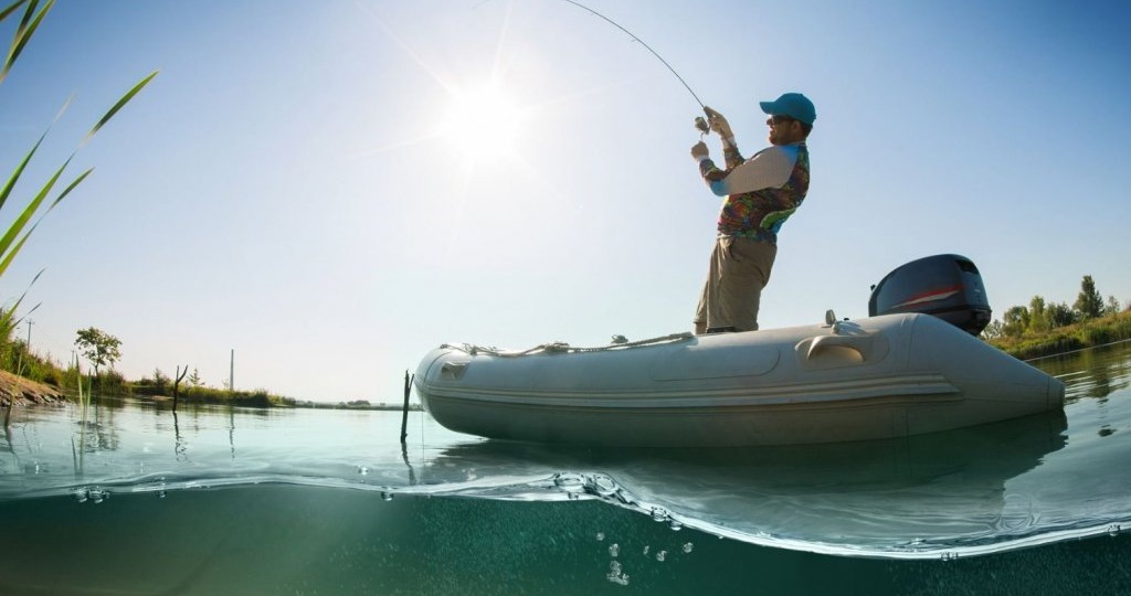 Рыбалка по новым правилам: какие документы брать с собой осенью 2025 года 🎣📚