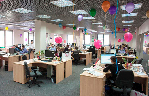 Праздник в офисе