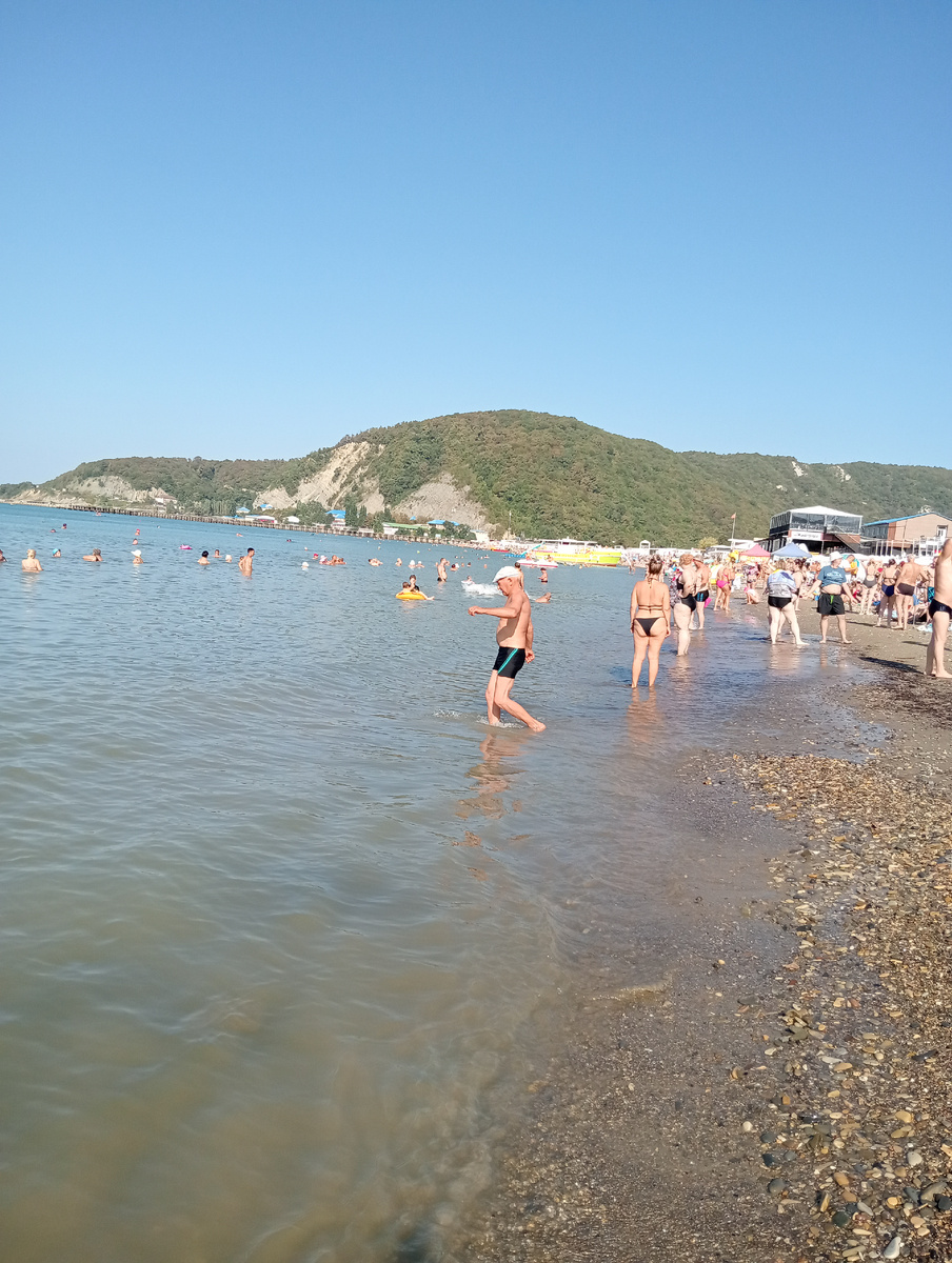 На море сегодня полный штиль, вода тёплая- тёплая!👍