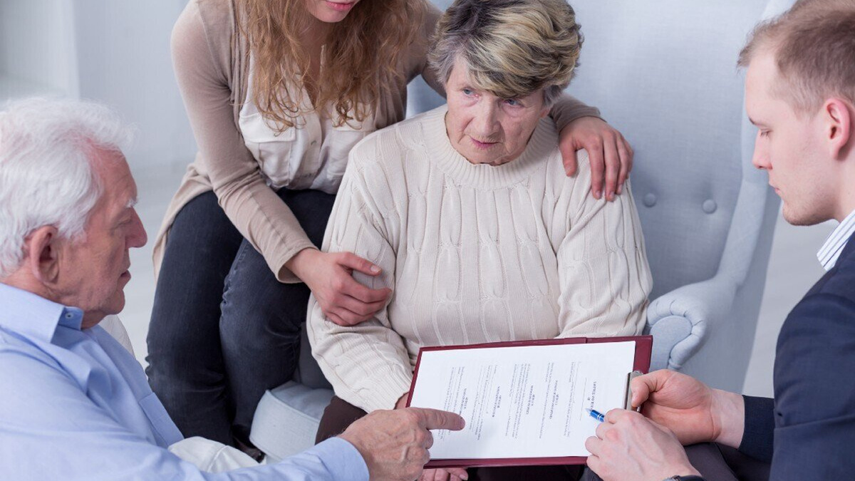 Недвижимость в подарок: хитрый ход пенсионеров или опасная ошибка? 