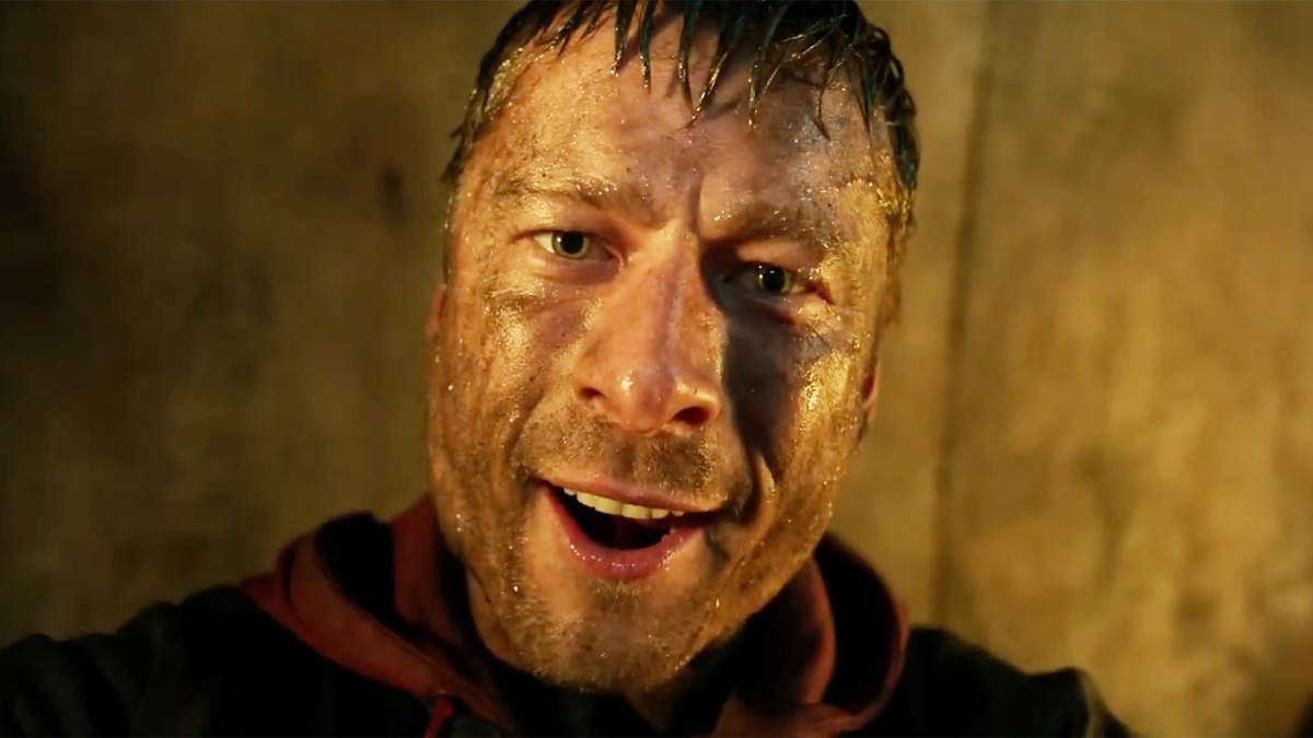 Кадр из х/ф "Бегущий человек". 