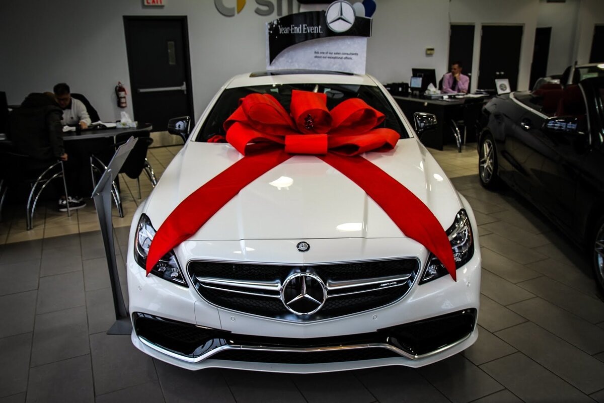 Новенькая машина