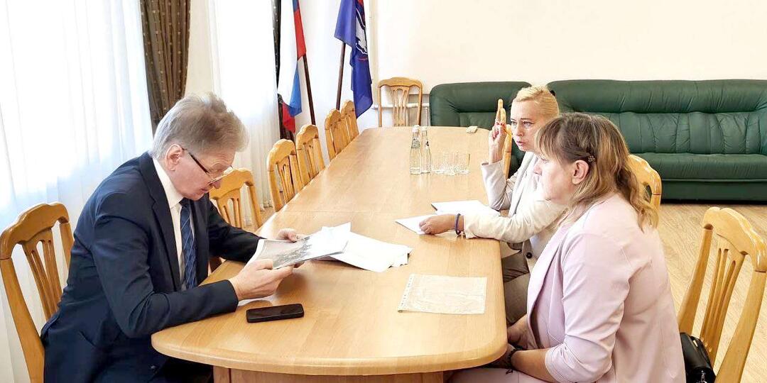 Детское игровое оборудование установят в одном из дворов Воронежа