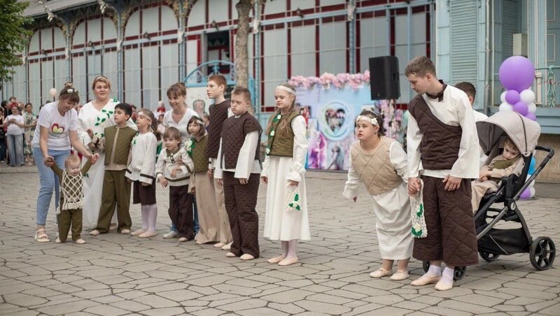    Инклюзивный бал прошёл в Пятигорске Фото: Администрация Пятигорска