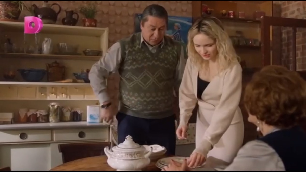 Миса для супа из этого сервиза в середине. Листайте вправо.