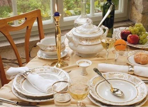 Сервиз формв Соната. Декор 1373. Фото из каталога прелприятия 2015 года.