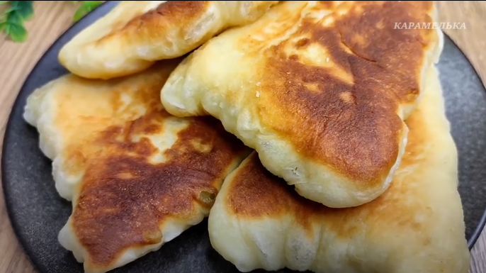 Супер мягкие треугольнички с картошкой — из кефира, муки, очень вкусно и без заморочек