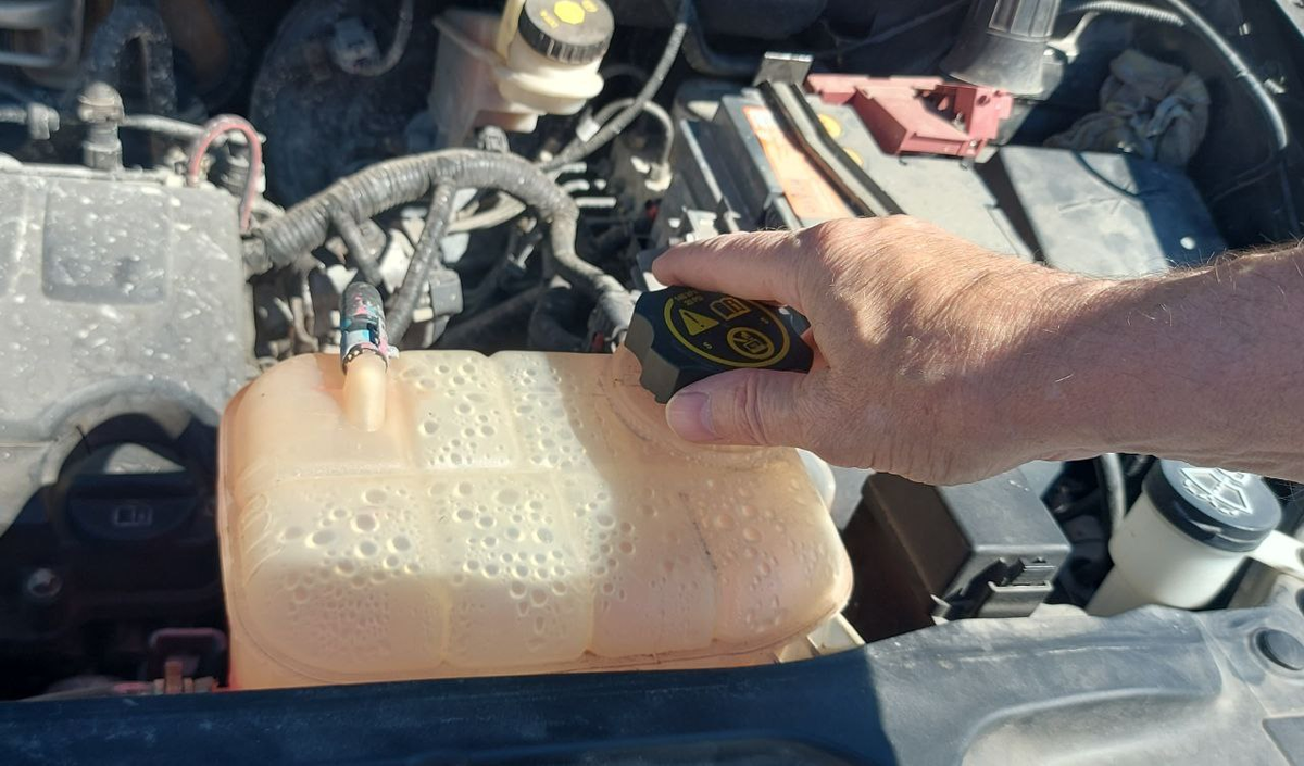 Расширительный бачок.