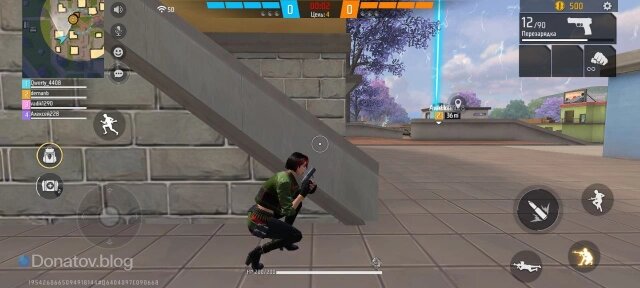    Интерфейс игры во время боя