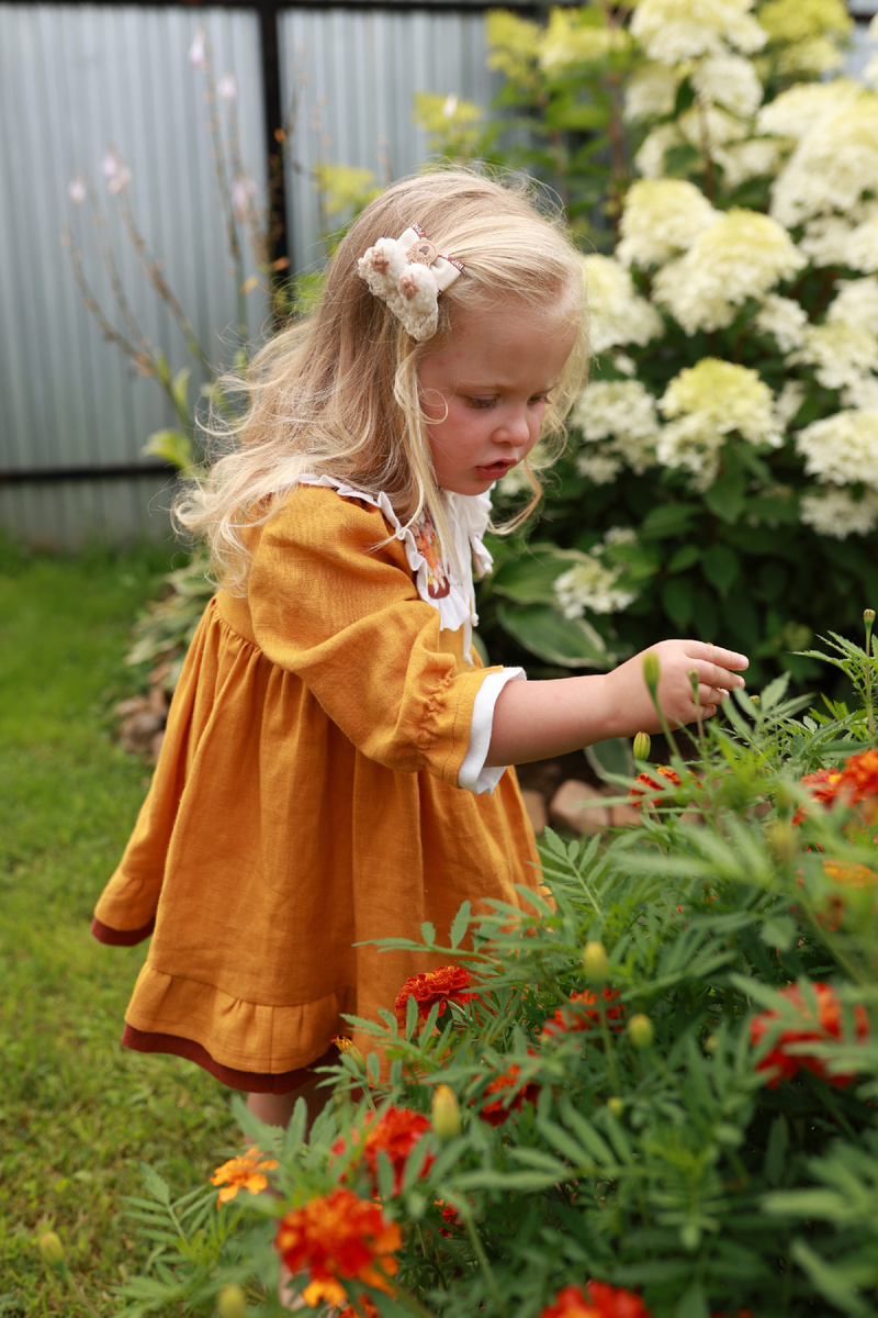 Платье для девочки ручной работы 