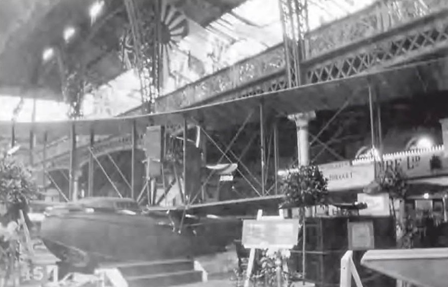 летающая лодка Channel как экспонат компании Supermarine на авиационной выставке, проведенной в «Олимпии» в июле 1920 года