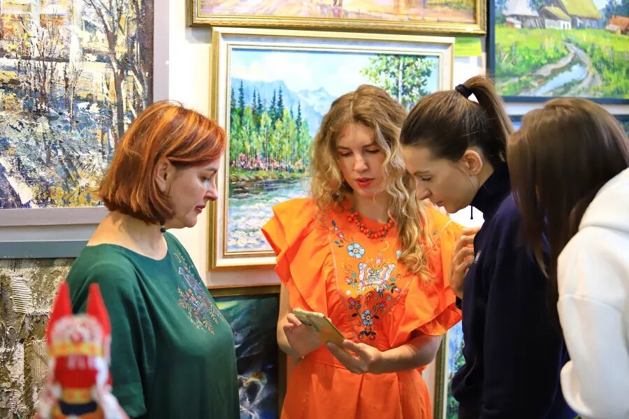 Выставка художников и ремесленников Сергей Кулыгин, "БР"   📷