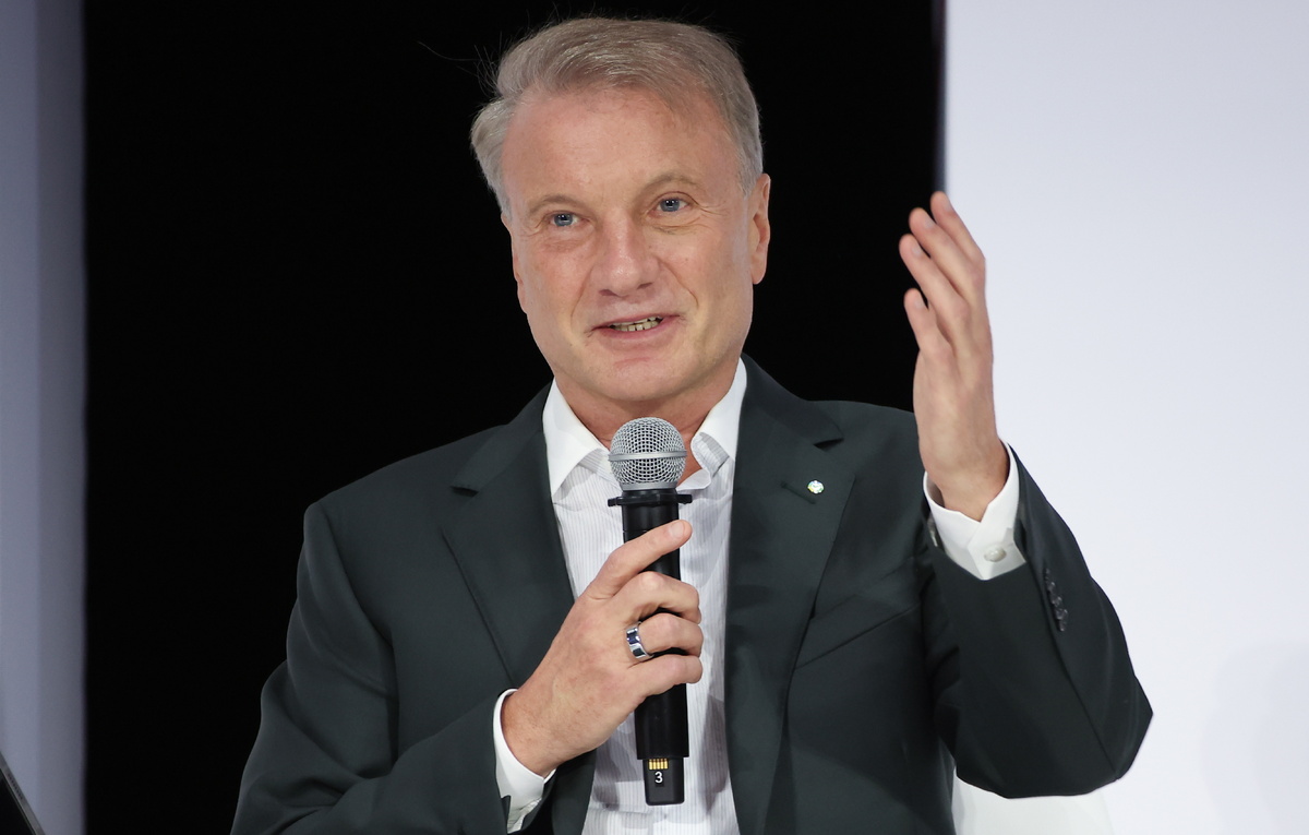    Председатель правления ПАО "Сбербанк" Герман Греф  Петр Ковалев/ТАСС