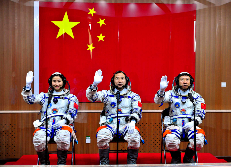 Страна вышла из эры дешёвой рабочей силы в космос и имеет реальные планы.