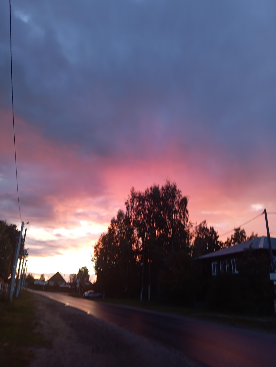 Шикарный закат вчера 