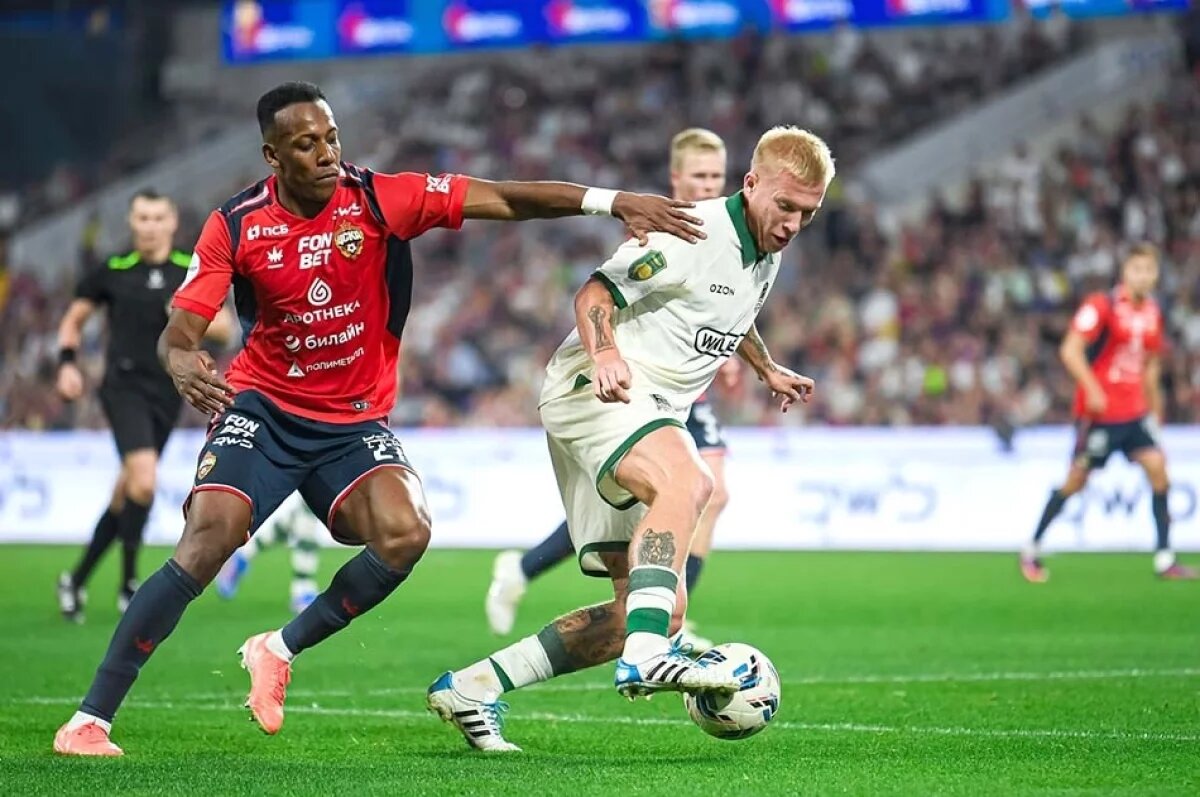    Никита Кривцов (справа) начал сезон очень мощно.