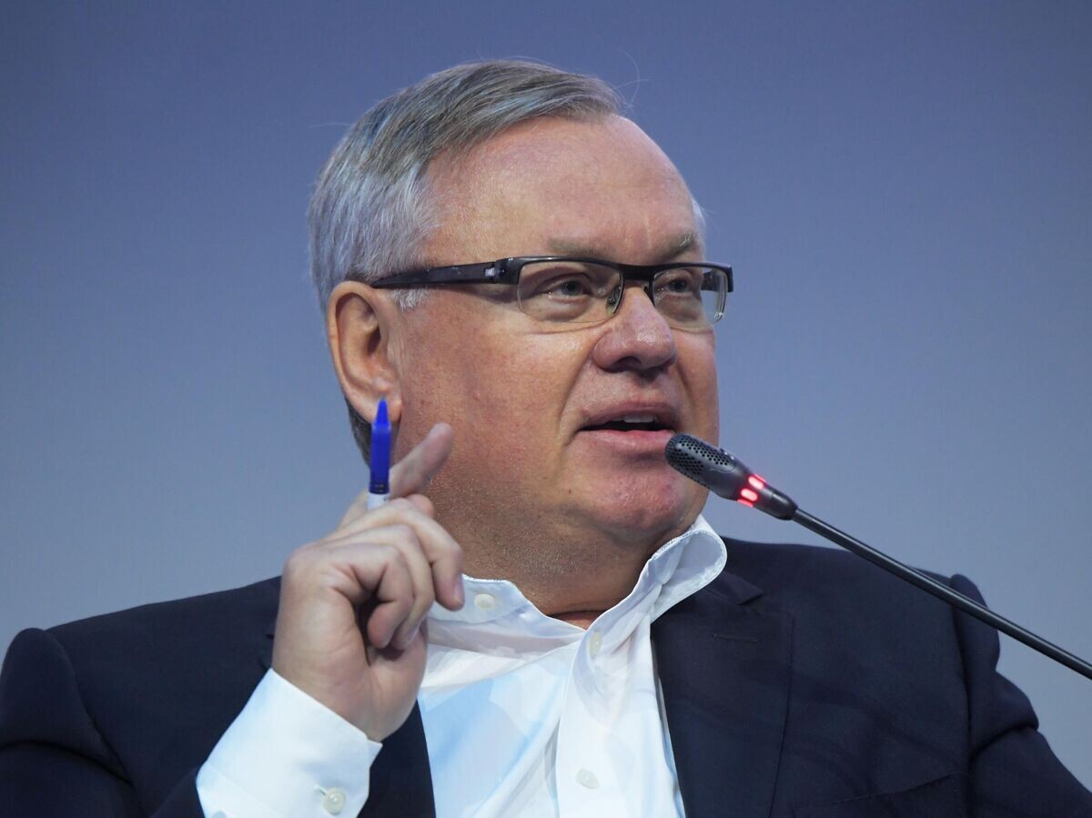    Президент-председатель правления Банка ВТБ Андрей Костин© РИА Новости / Евгений Биятов