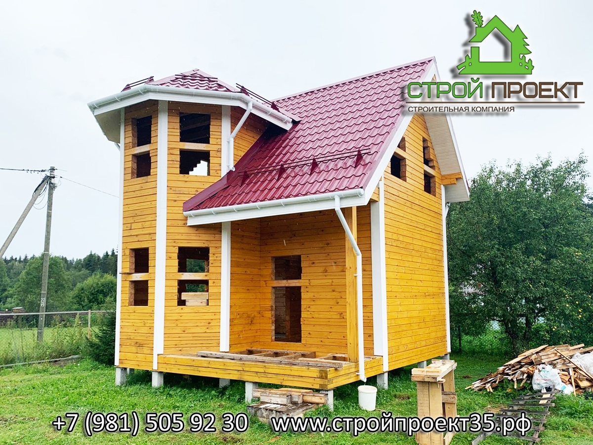 Дом из бруса с эркером