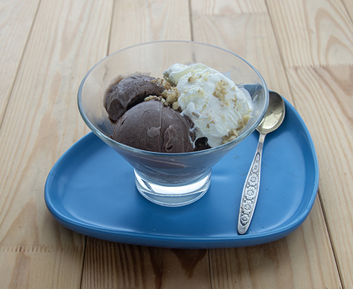 Мороженое на сливках с какао