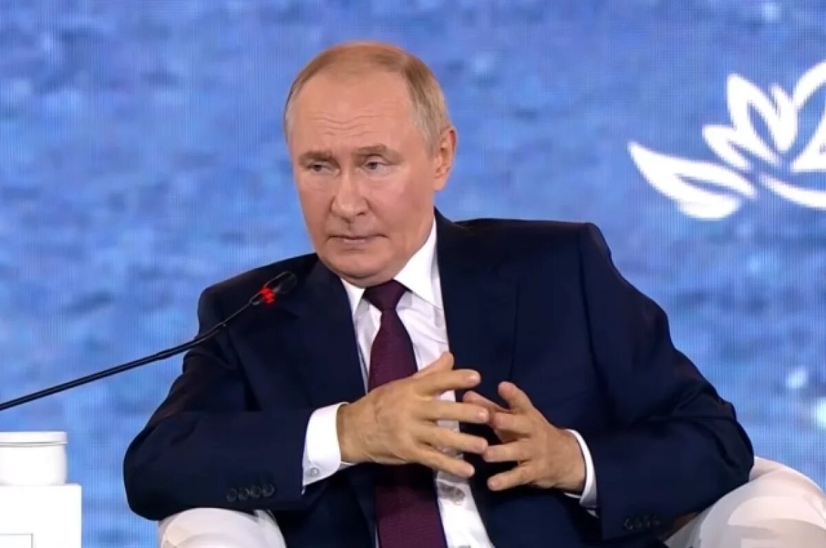    Путин: Россия видит, что Украина просит о контактах