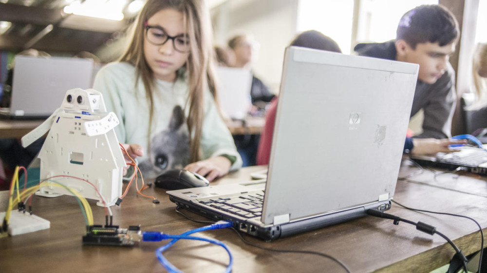    Алгоритмы, которые ненавидят школу