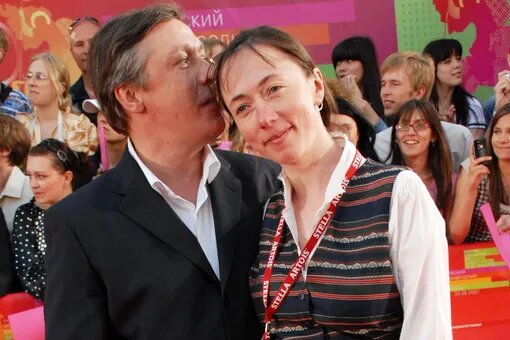 С Кругликовой Источник https://images.thevoicemag.ru/upload/img_cache/2a9/2a952417619b101f08c0d8f3c0f20f2b_ce_1600x1067x0x0_cropped_510x340.webp