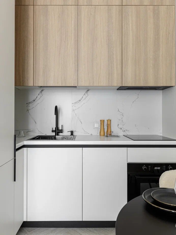 Этот гарнитур укомплектован мебелью с распила. В карусели есть фото ДО и чертежи