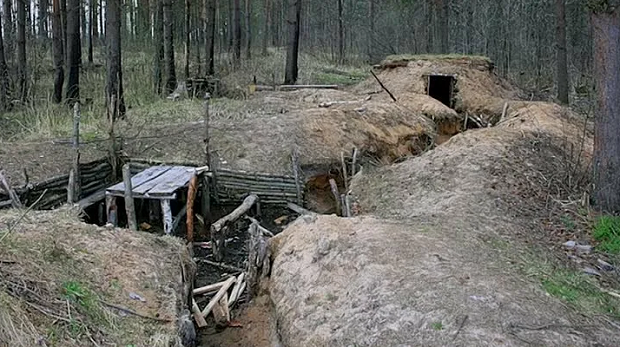 Эта траншея сохранилась со времен войны