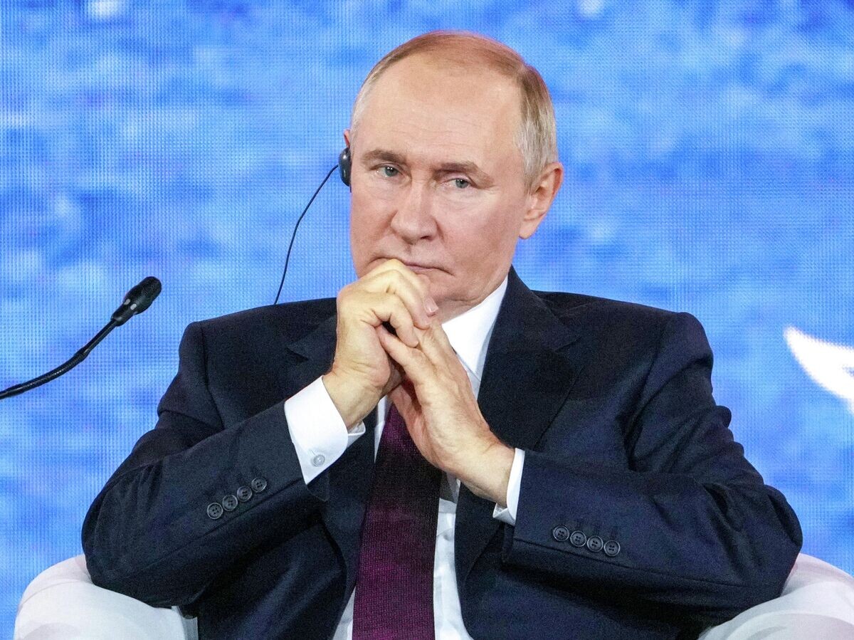    Президент РФ Владимир Путин на пленарной сессии Восточного экономического форума© РИА Новости / Александр Вильф