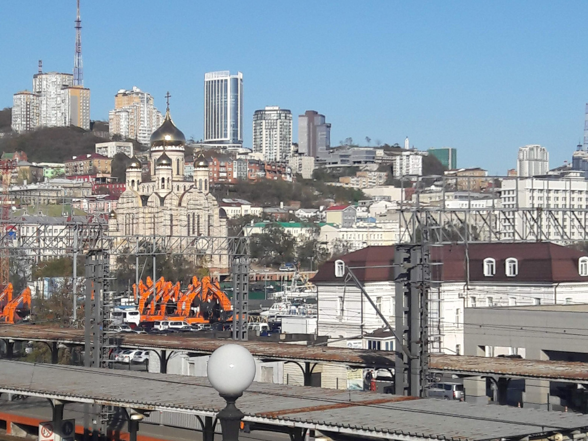 Владивосток. Вид на город с железнодорожного вокзала. Фото моих родителей, не блогерские, зато авторские.