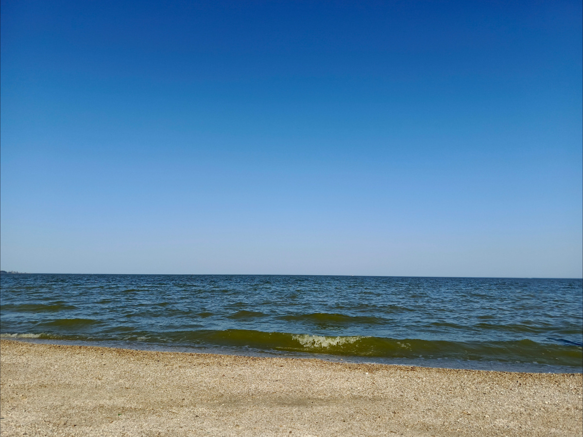 Кто этим летом не успел, все 👉 на моря! 🌊Хоть какие-нибудь... Даже если этим морем будет речка, озеро или бассейн)) А в идеале - океан! 🏝️