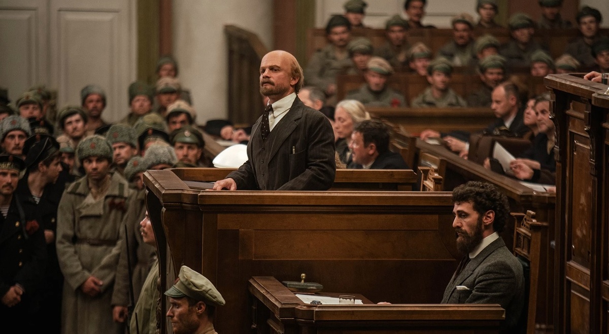 Кадр из сериала «Хроники русской революции» 