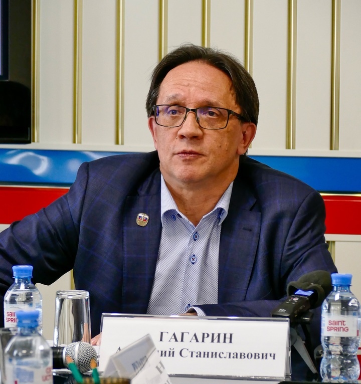     руководитель Экспертного клуба Свердловской области, доктор философских наук Анатолий Гагарин / фото: Дмитрий Макарин