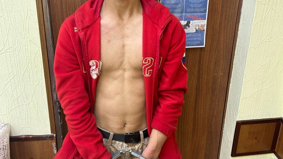 «Джеки Чан» с Сортировки избил и ограбил водителя автобуса