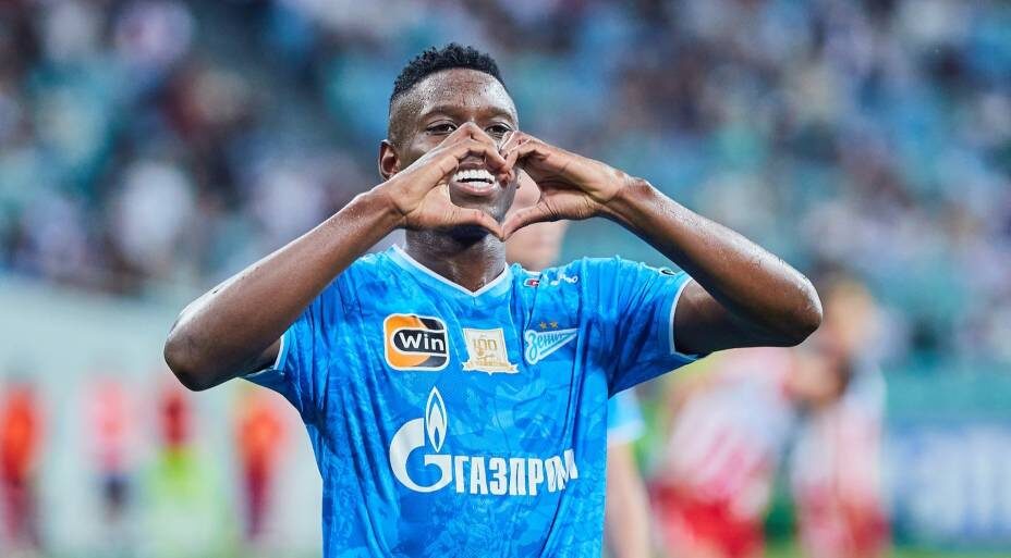    Зенитовский бразилец Луис Энрике пока не в оптимальной форме. Фото: ФК "Зенит"