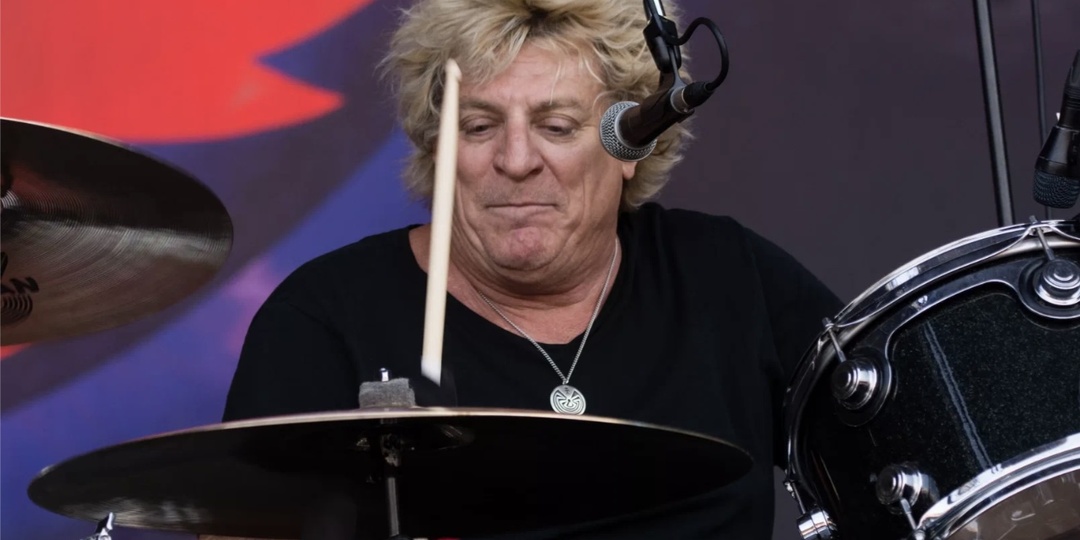 Ударнику Dokken и Ted Nugent Мику Брауну 69!