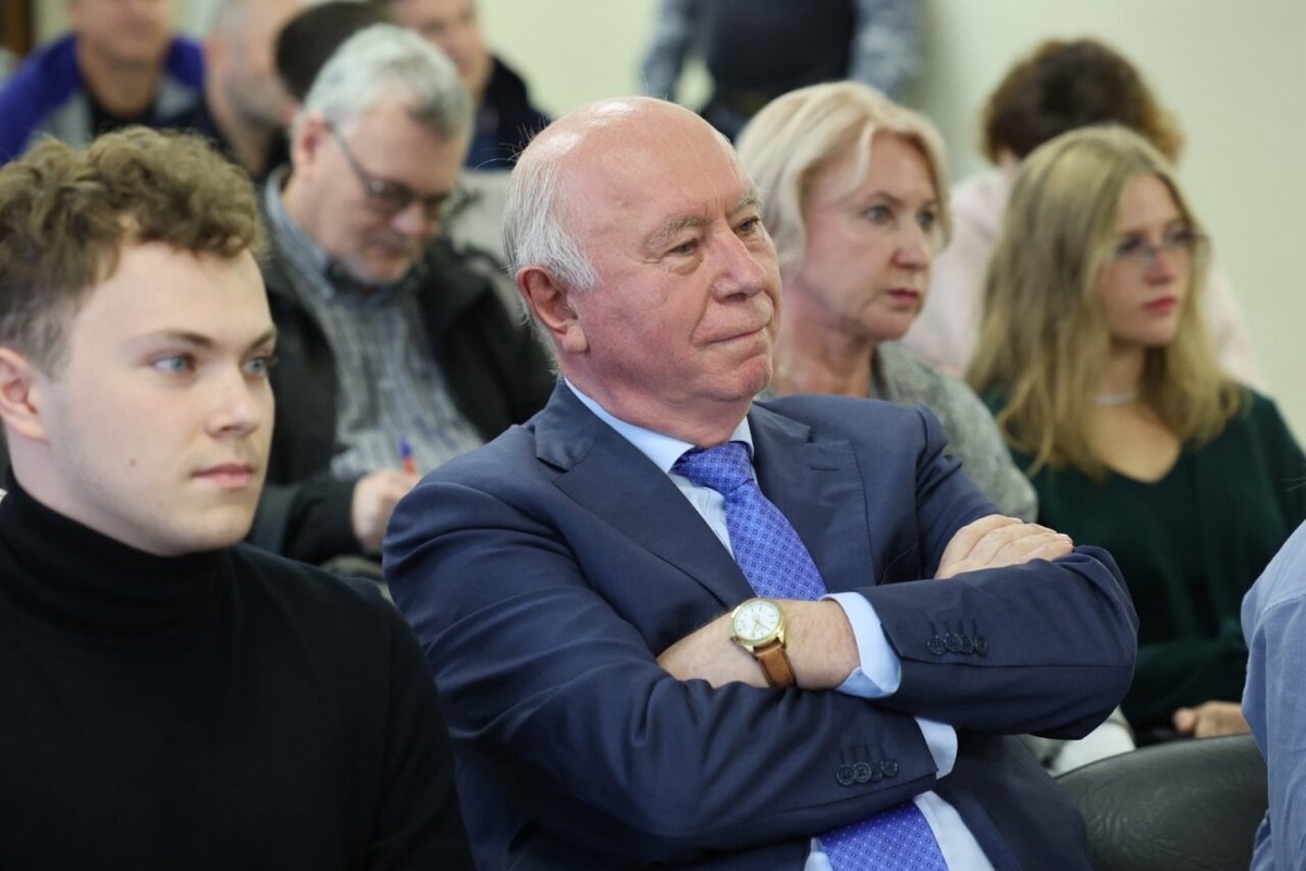 Глава семьи миллиардеров Николай Иваночив Меркушкин. Величие так и прет Фото: Столица С